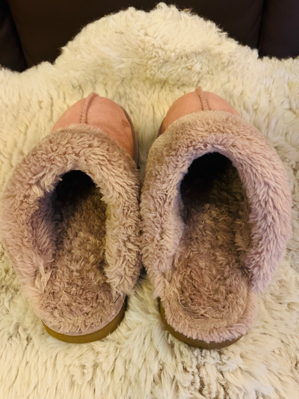 UGG Women’s Shearling-Lined Slippers in Dusty Pink - Picture 10 of 15